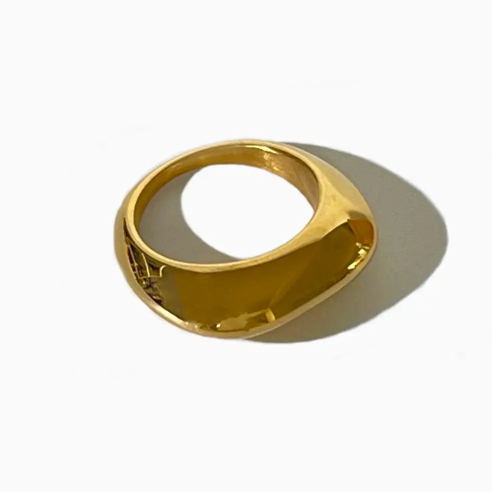 18K Gold Pvd Plated Chunky Dome Ring Crystalstile