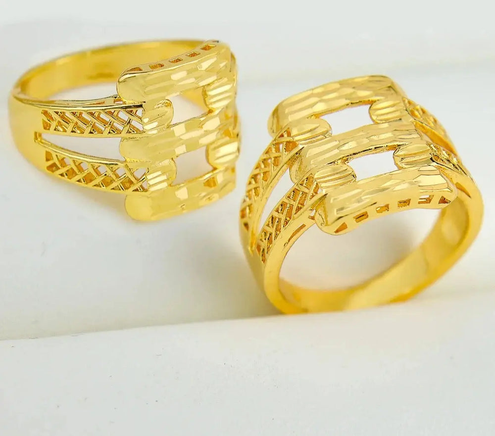 Luxury Couple Rings, 18k Gold Plated Crystalstile